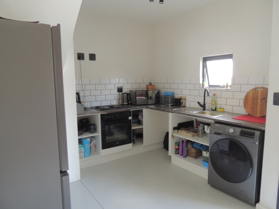 2 Bedroom Property for Sale in The Connifers Western Cape